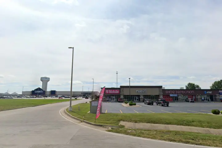 T-Mobile US Hwy 60 & Chapell Dr