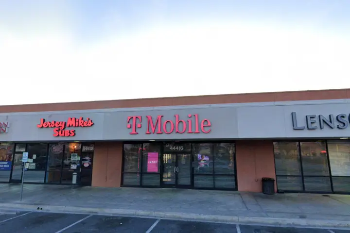 T-Mobile Valley Central Way & W Ave J