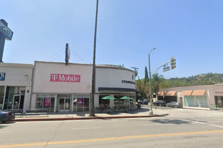 T-Mobile Ventura Blvd & Vantage