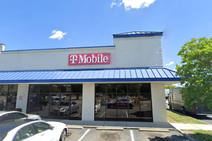T-Mobile Victory Crossing