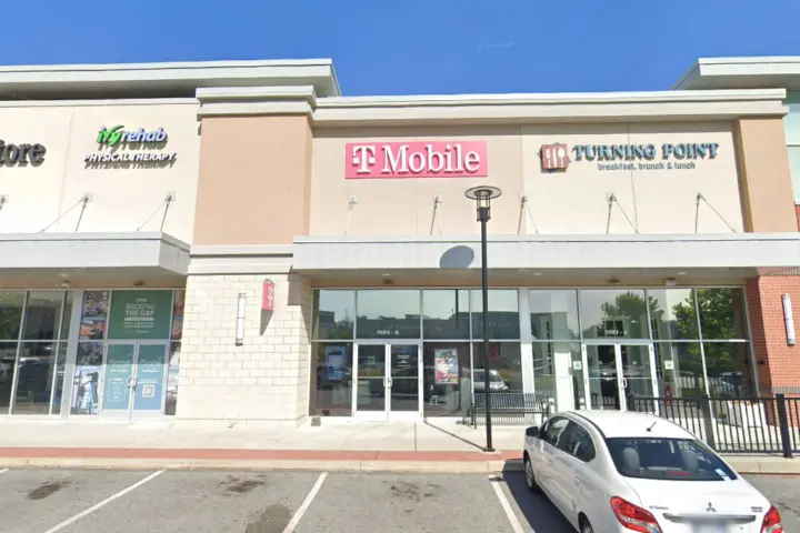 T-Mobile W Baltimore Pike & Oriole Ave