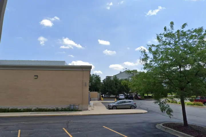 T-Mobile W Lake St & N Itasca Rd