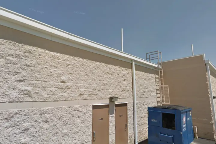 T-Mobile W Main St & Marybill Dr S