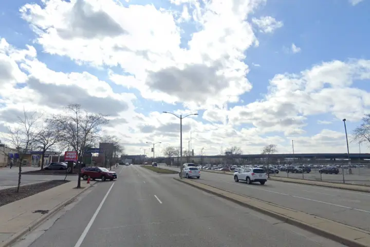 T-Mobile W Oklahoma & S Chase Ave