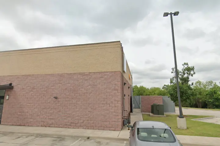 T-Mobile Wesley Street & I-30