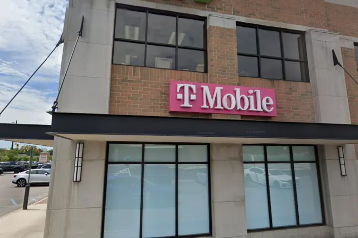 T-Mobile West Bloomfield
