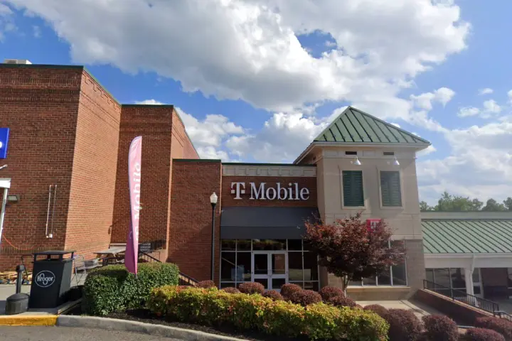 T-Mobile Westlake Towne Center