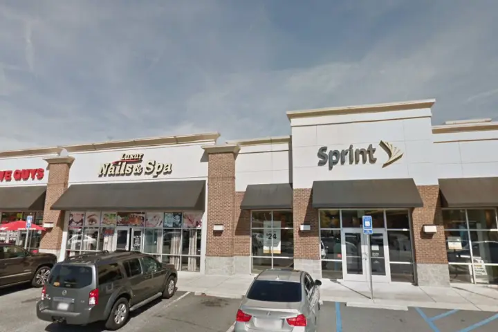 T-Mobile Woodstock Outlets