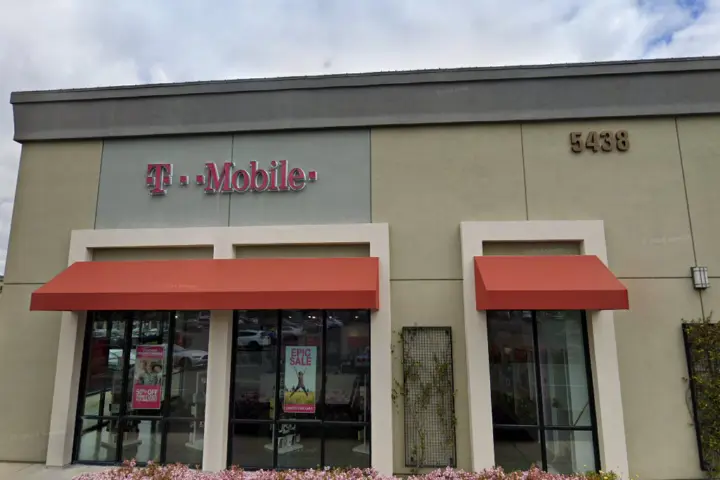 T-Mobile Ygnacio & Clayton