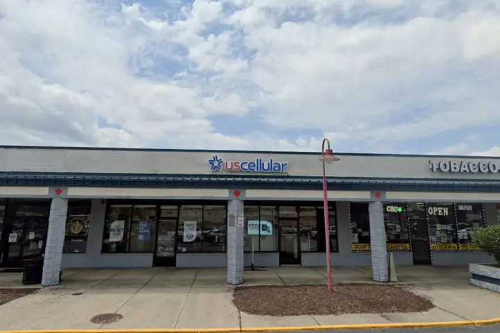 UScellular & T-Mobile Ahoskie Commons