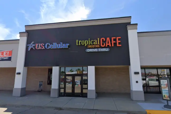 UScellular & T-Mobile Authorized Retailer 33rd Ave & 23rd St