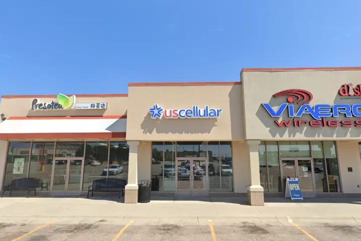 UScellular & T-Mobile Authorized Retailer Cimarron Ave & W 38th St