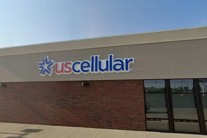 UScellular & T-Mobile N Baltimore & E Northtown Rd