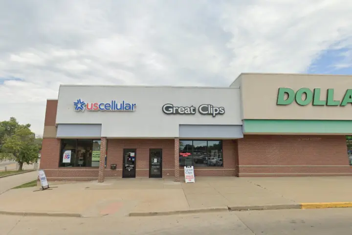 UScellular & T-Mobile N Main St & Sycamore St