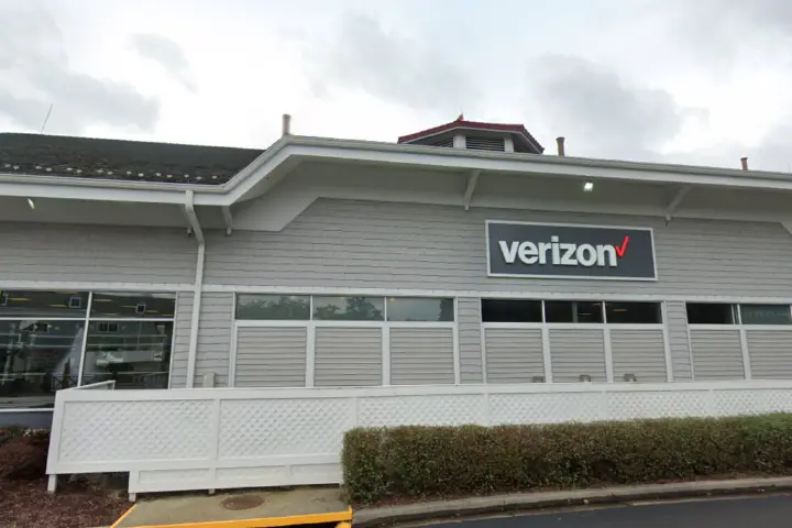 Annapolis Harbour (Verizon)
