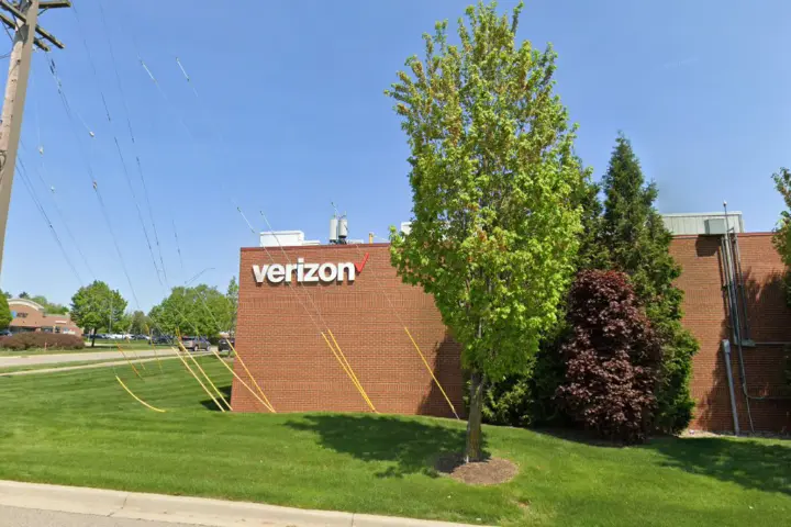Auburn Hills (Verizon)