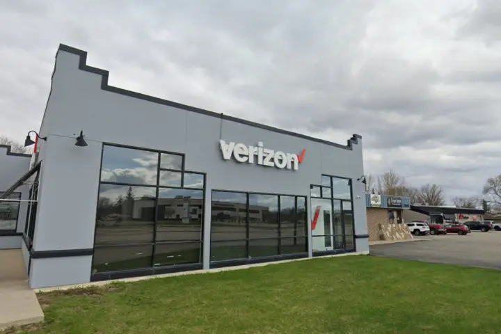 BeMobile Fargo S University (Verizon)