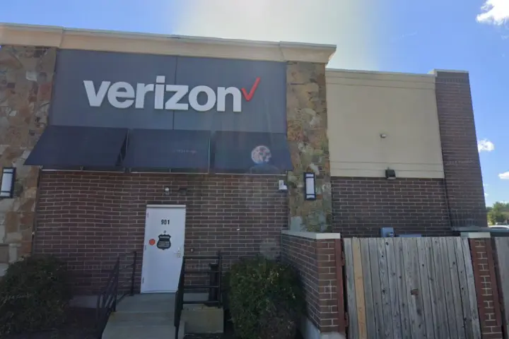 Blue Springs (Verizon)