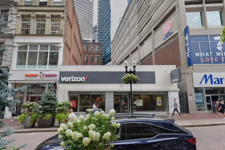 Boston - Washington St (Verizon)