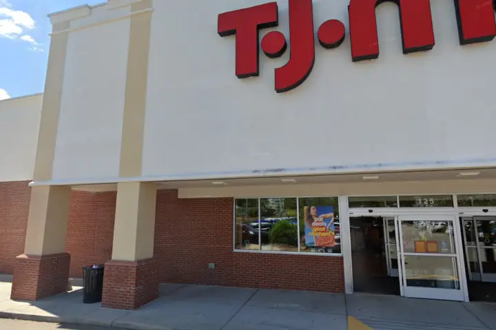 Cellular Sales Aberdeen Pines St (Verizon)