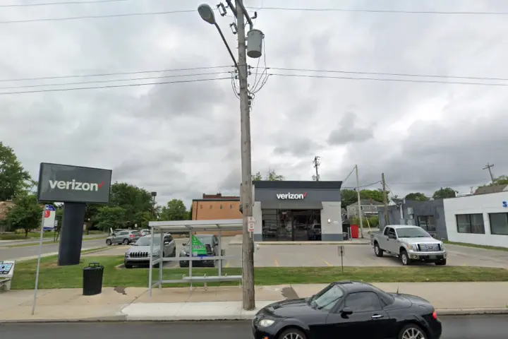 Cellular Sales Columbus W 5th Ave (Verizon)