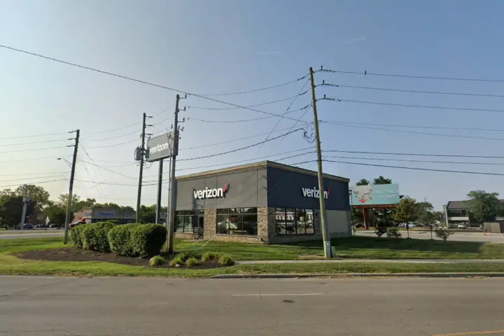 Cellular Sales Indianapolis E 71st St (Verizon)