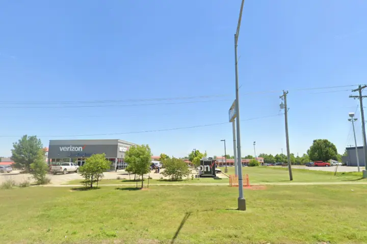 Cellular Sales Yukon (Verizon)
