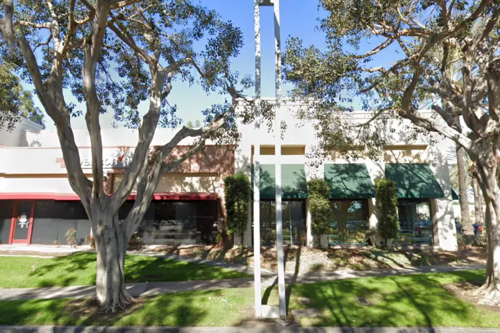 Cerritos Towne Center (Verizon)
