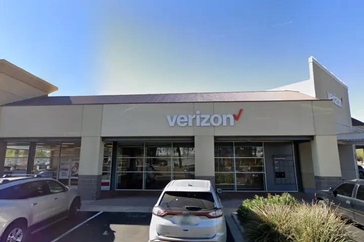 Chandler Village (Verizon)