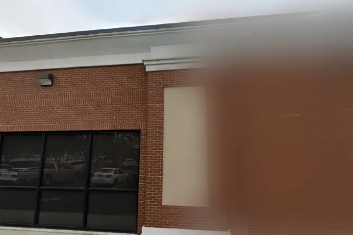 Cleveland Avenue (Verizon)