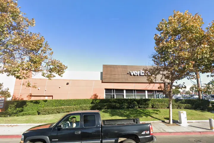 Costa Mesa (Verizon)