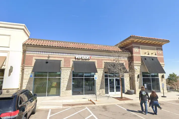 Denver West (Verizon)
