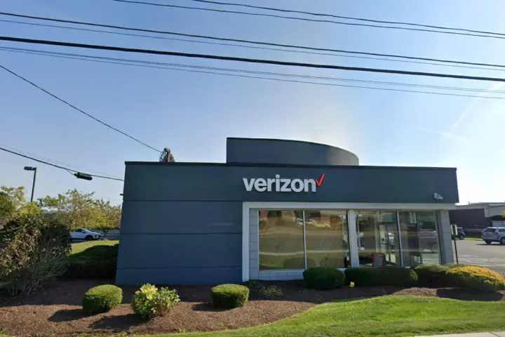 Erie Blvd (Verizon)
