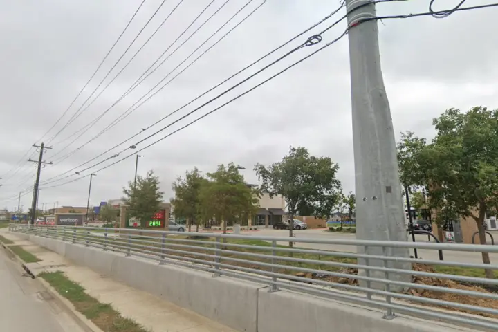 Frisco 380 (Verizon)