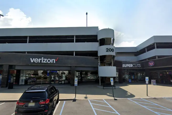 Harmon Meadows Secaucus (Verizon)