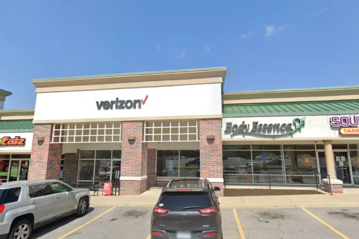 Logan Town Centre (Verizon)