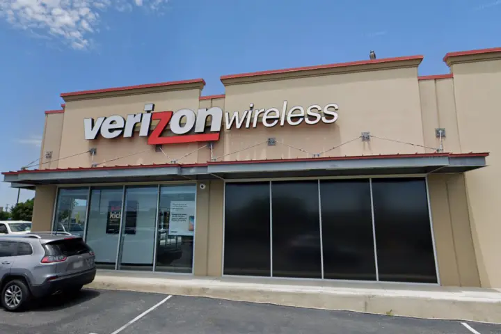 Military (Verizon)