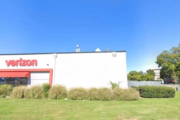 Military Highway (Verizon)