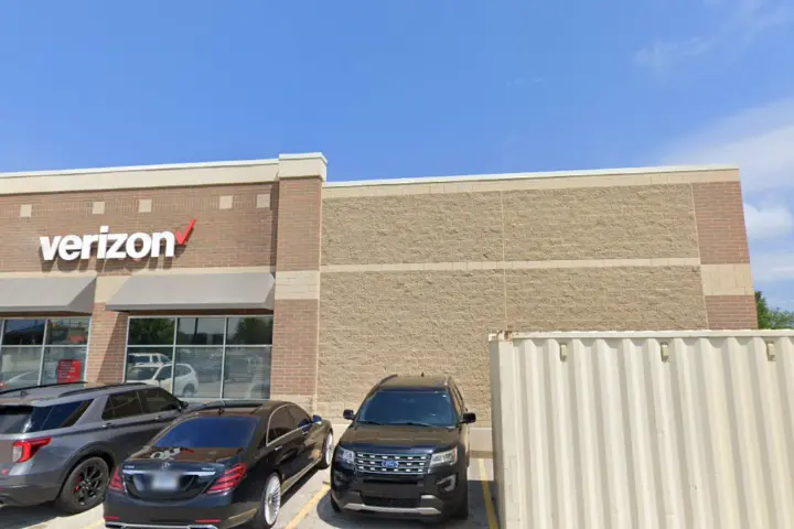 Muskegon Meijer Outlet (Verizon)