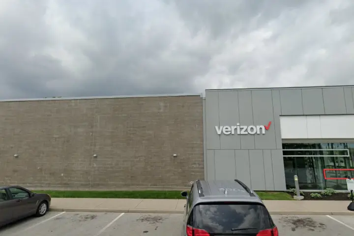 Outer Loop (Verizon) storefront