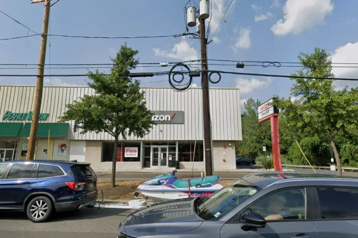 Paramus Route 4 (Verizon)