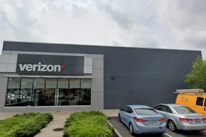 Port Jefferson (Verizon)
