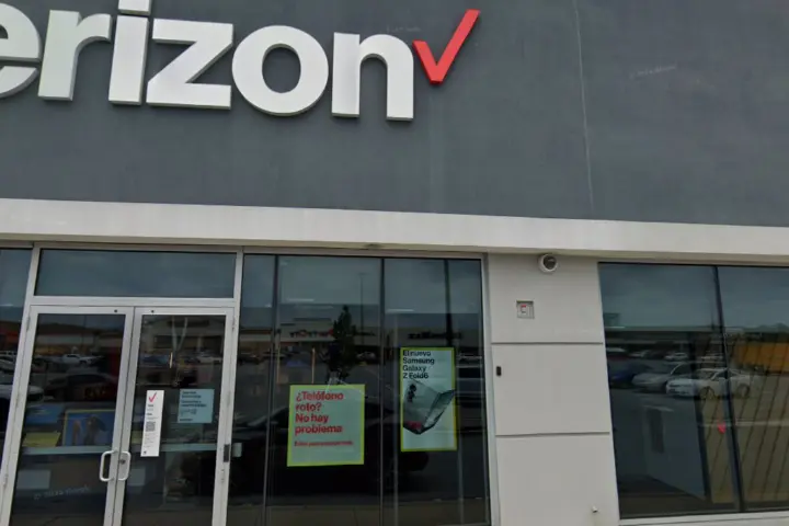 Red Rose Commons (Verizon)