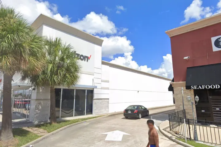 Royal Oaks (Verizon)