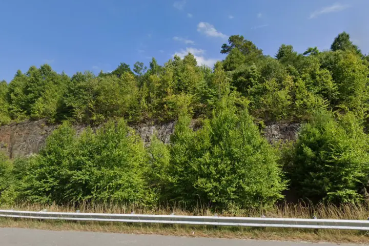 Russell Cellular Boone Hwy 421 (Verizon)