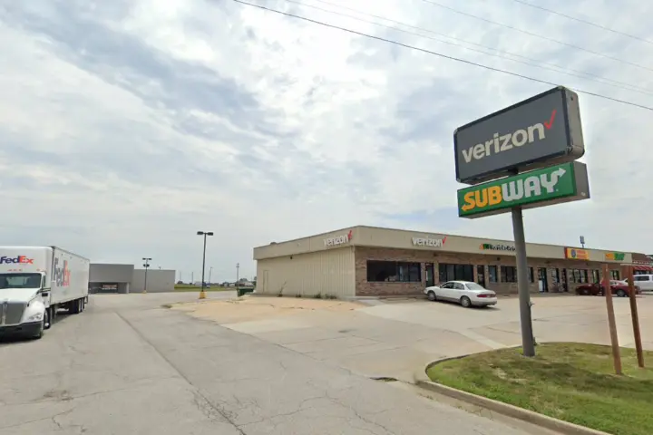 Russell Cellular Butler (Verizon)