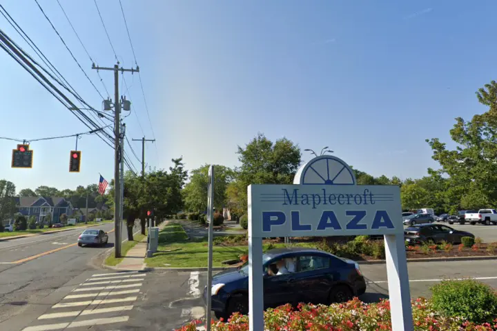Russell Cellular Cheshire (Verizon)