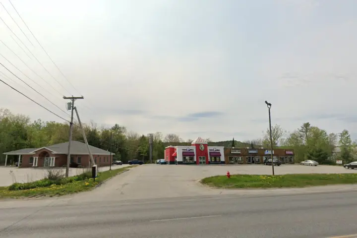 Russell Cellular Farmington ME (Verizon)