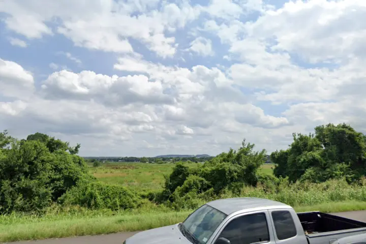 Russell Cellular Granbury (Verizon)