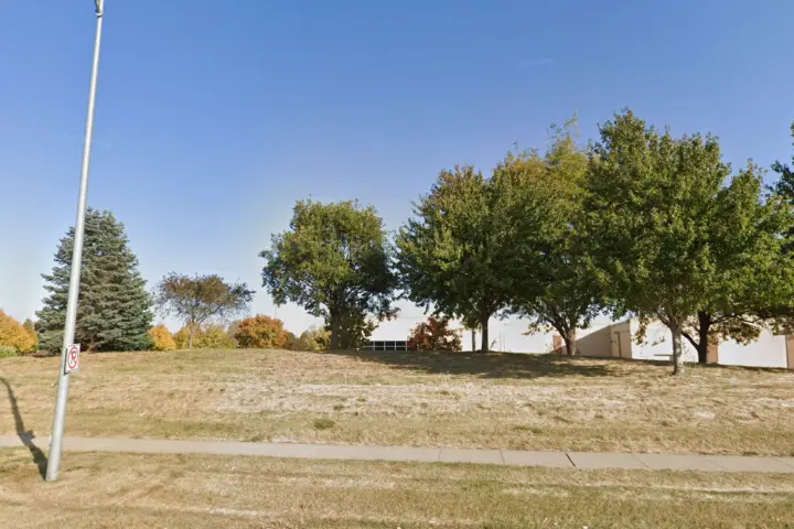 Russell Cellular Jordan Creek (Verizon)